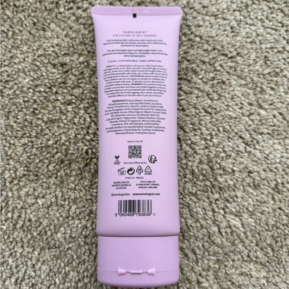 NWT! Tanologist - Hydrating Gradual Self Tan Lotion - Daily Glow, Fair to Medium - Picture 2 of 3
